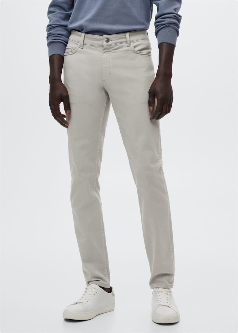 Slim-fit coloured jeans